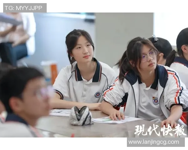 南京羽毛球队在比赛中的盯防策略分析与成败得失探讨