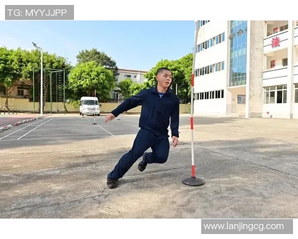 科学滑板训练法揭秘提升实力的有效技巧与方法